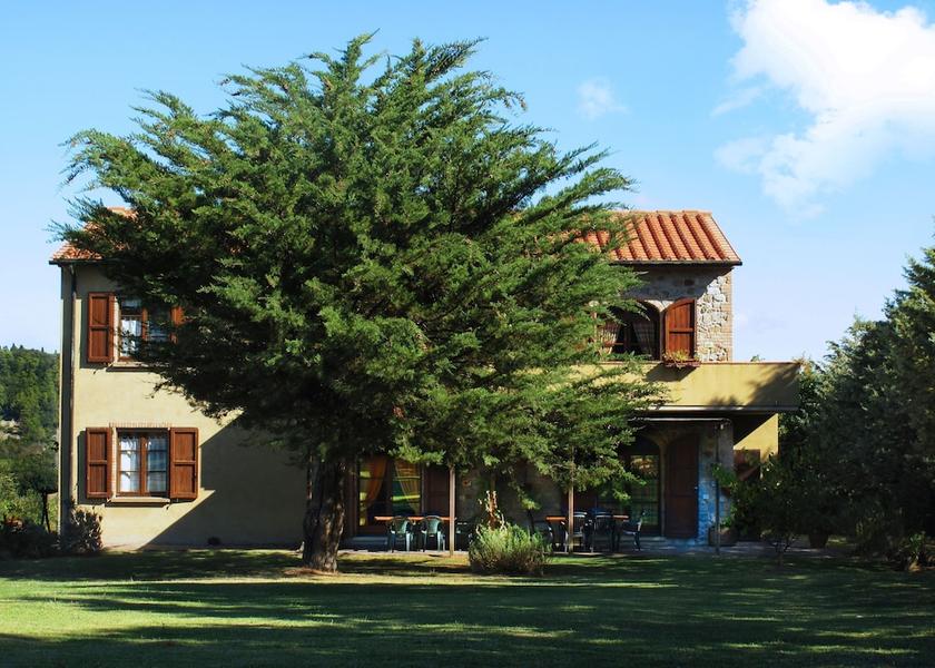 Tuscany Pomarance Entrance