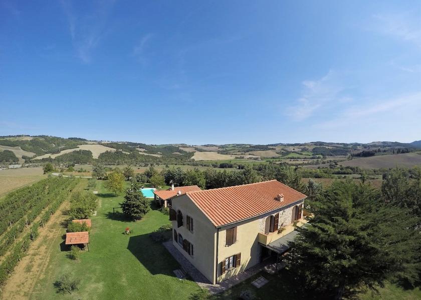 Tuscany Pomarance Exterior Detail