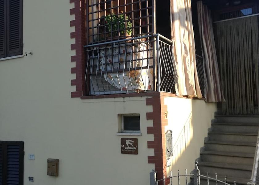 Tuscany Pomarance Entrance