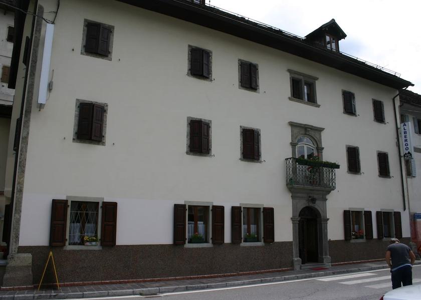 Friuli Venezia Giulia Comeglians Exterior Detail