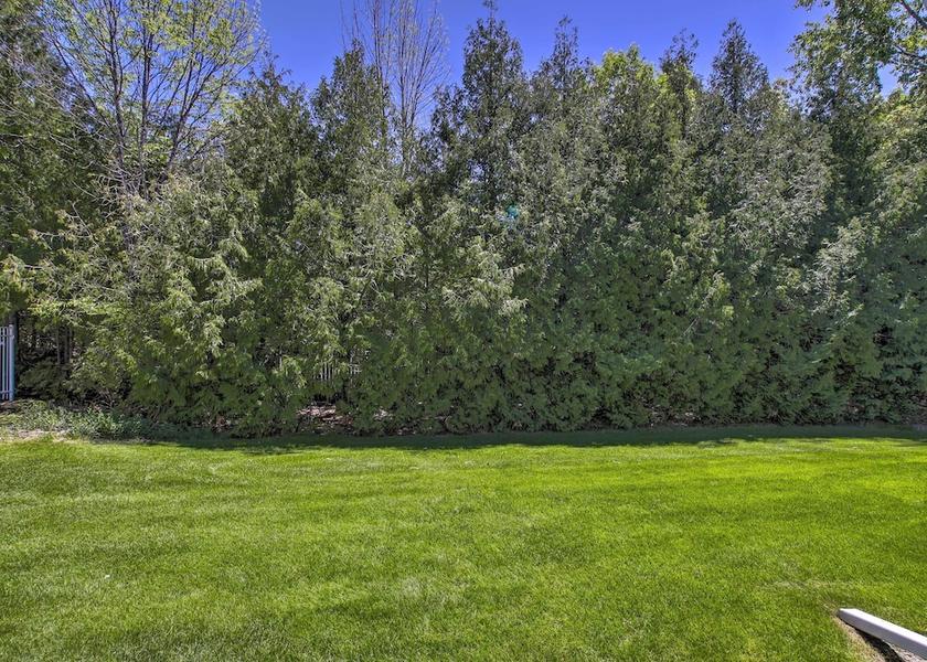 Wisconsin Fish Creek Interior Entrance