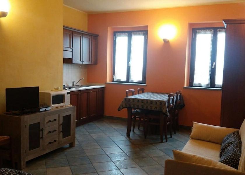 Piedmont Guarene Kitchenette