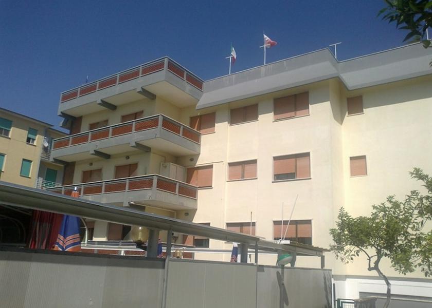 Lazio Minturno Facade