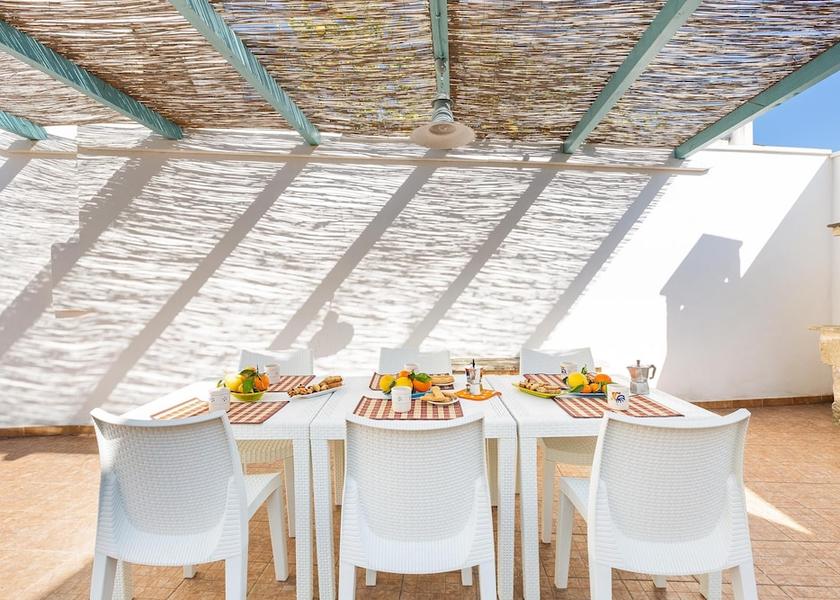 Puglia Avetrana Exterior Detail