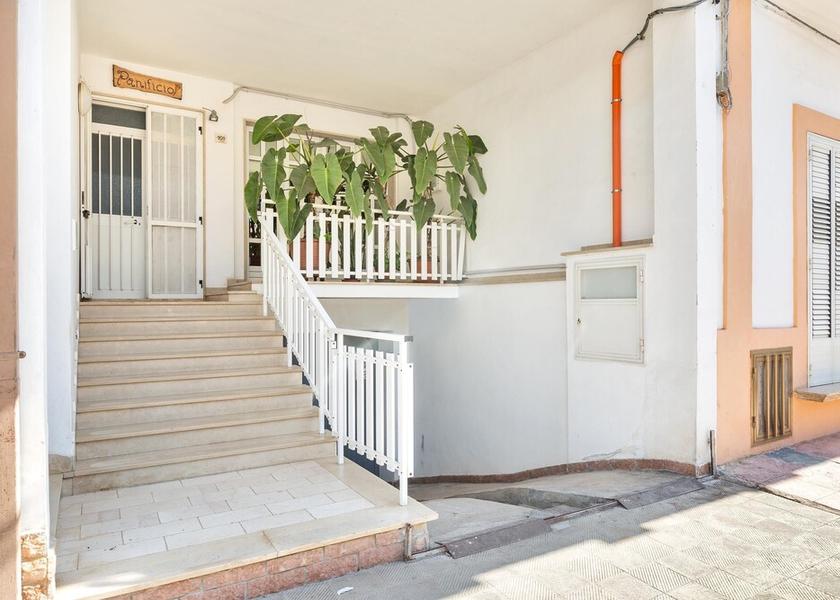 Puglia Avetrana Exterior Detail