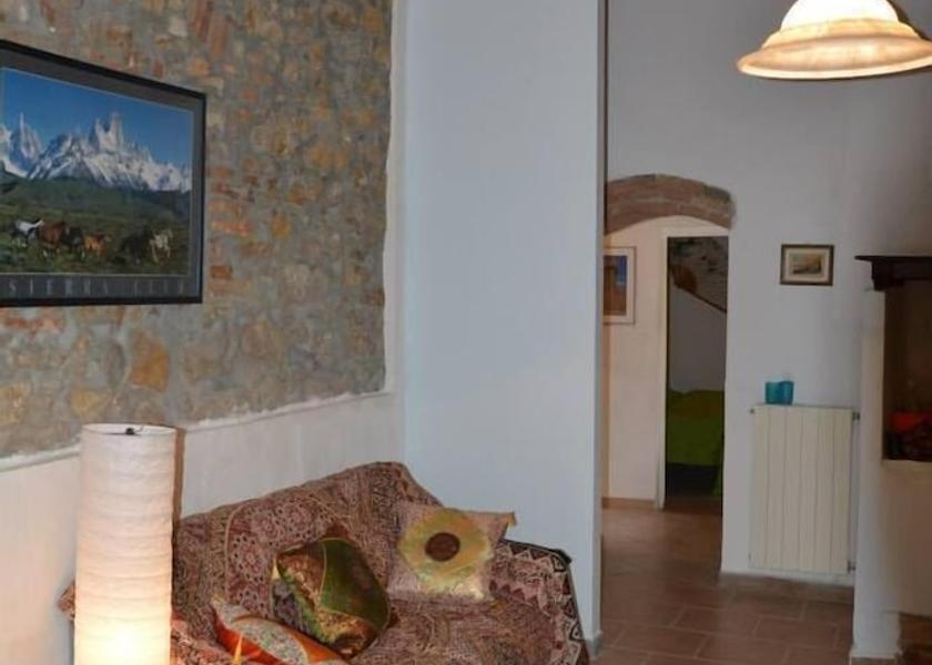 Tuscany Guardistallo Interior Entrance