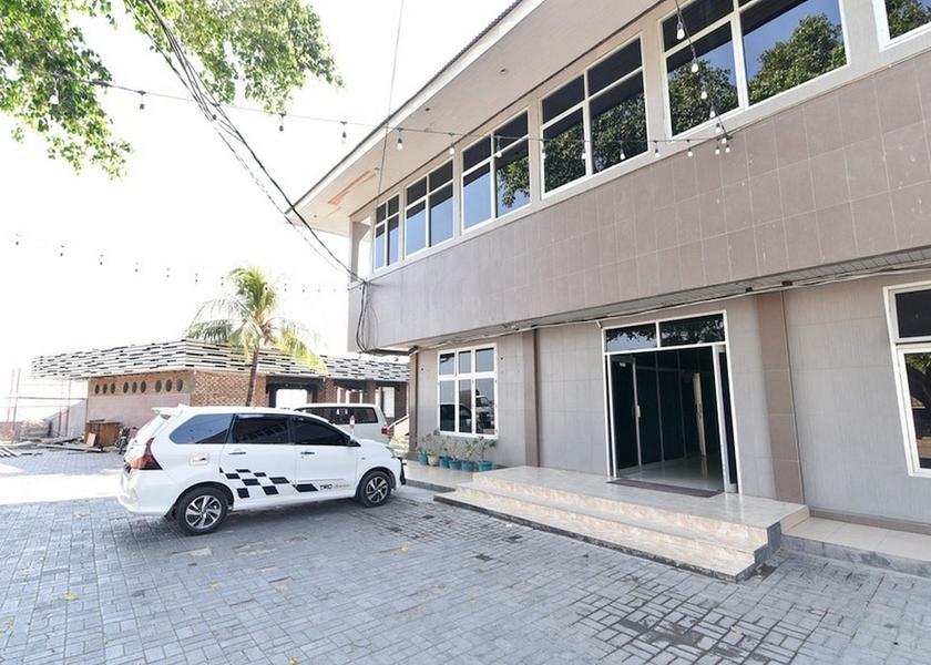  Kupang Exterior Detail