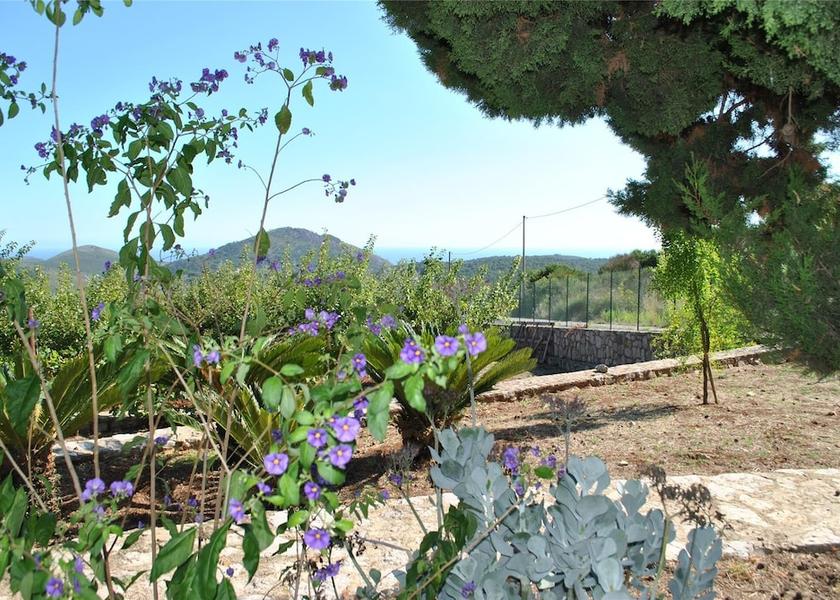 Lazio Itri Exterior Detail