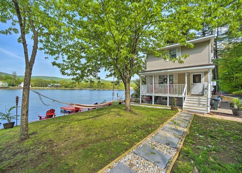 New York Lake Luzerne Primary image