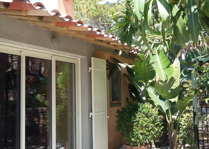 Corsica Casaglione Exterior Detail