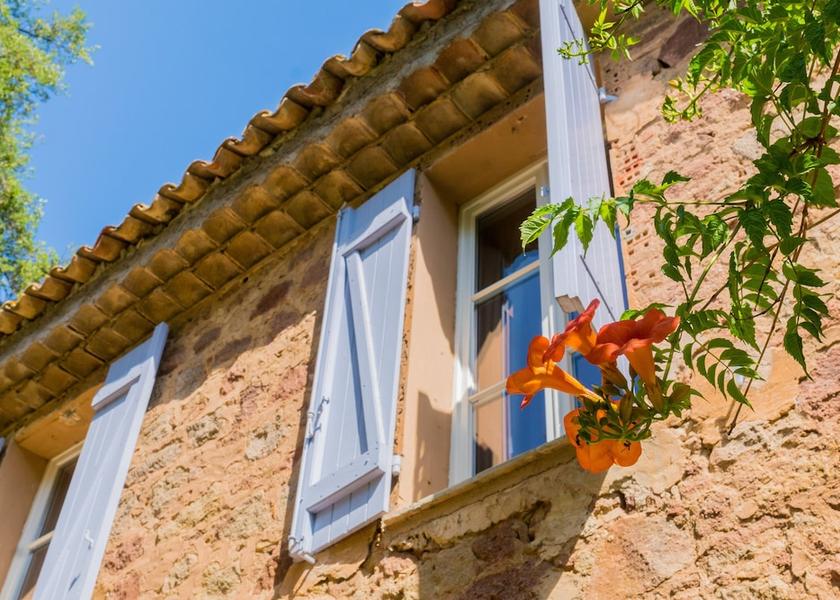 Provence-Alpes-Côte d'Azur Le Cannet-des-Maures Exterior Detail