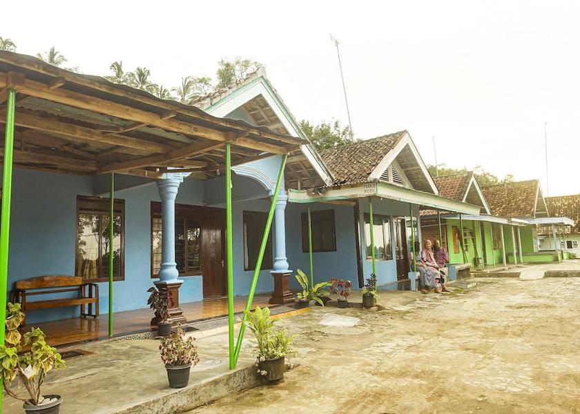 Lampung Kalianda Facade