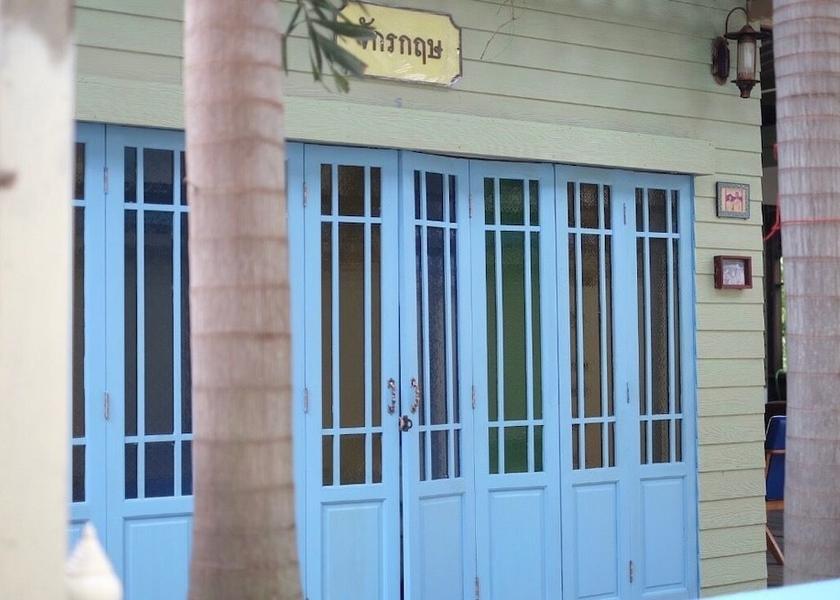 Samut Songkhram Amphawa Exterior Detail