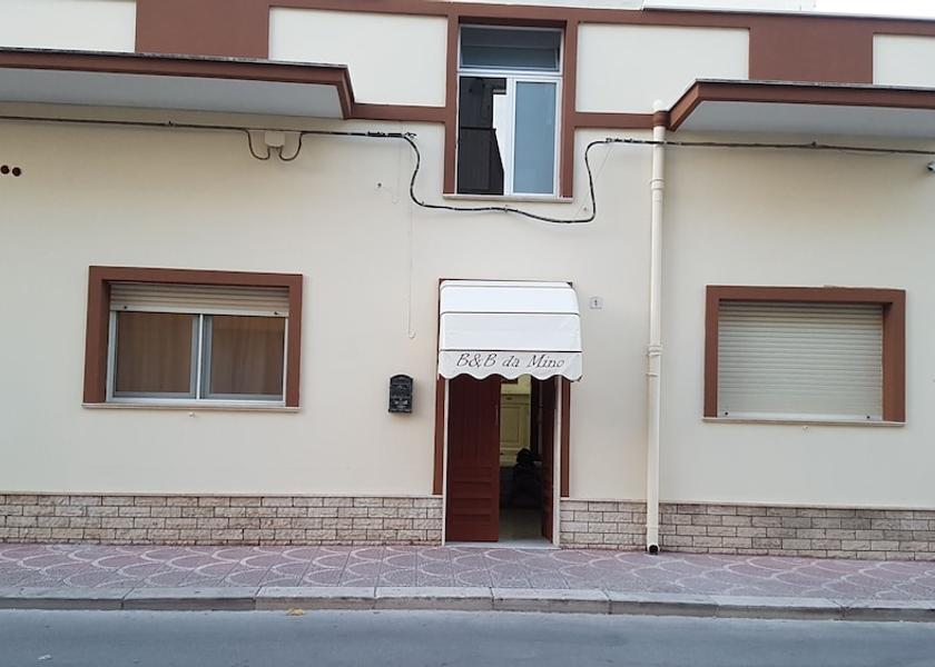 Puglia Grottaglie Facade
