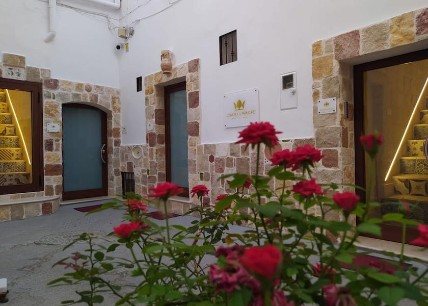 Puglia Grottaglie Entrance
