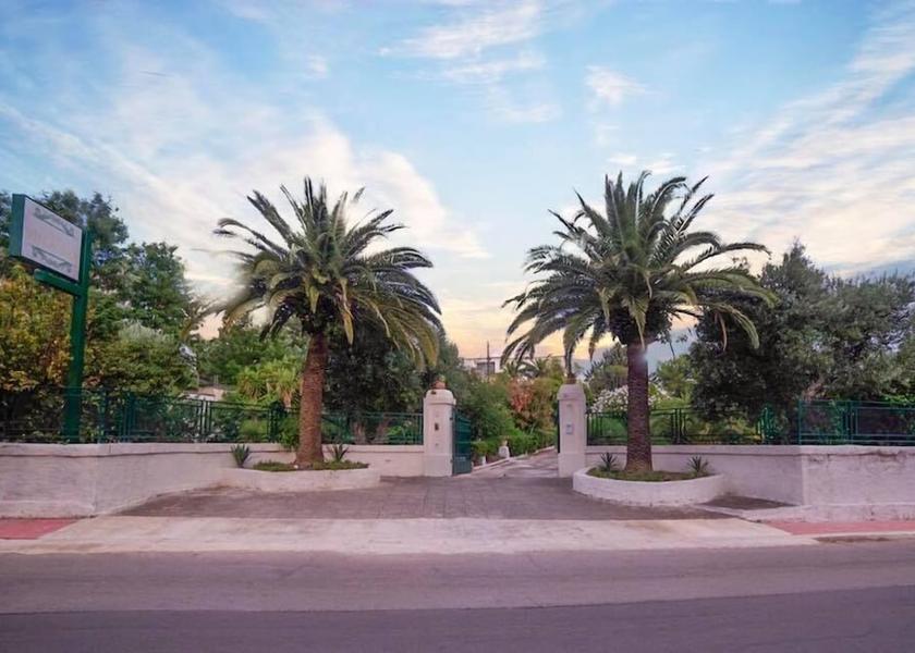 Puglia Grottaglie Entrance