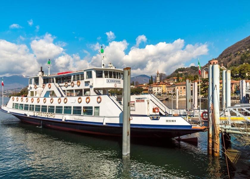 Lombardy Castelveccana Room