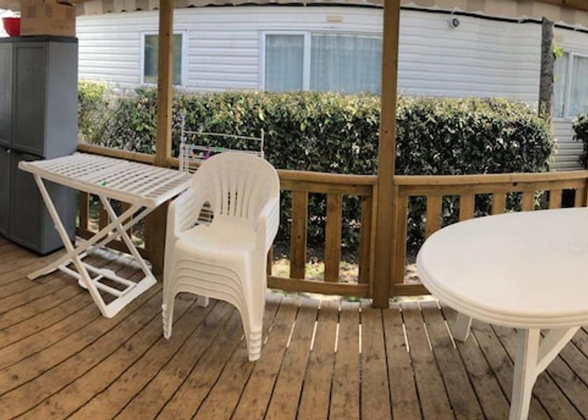 Nouvelle-Aquitaine Gastes Terrace