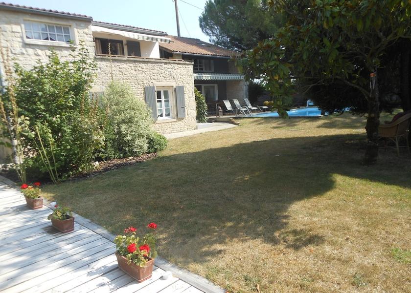 Nouvelle-Aquitaine Forges Garden