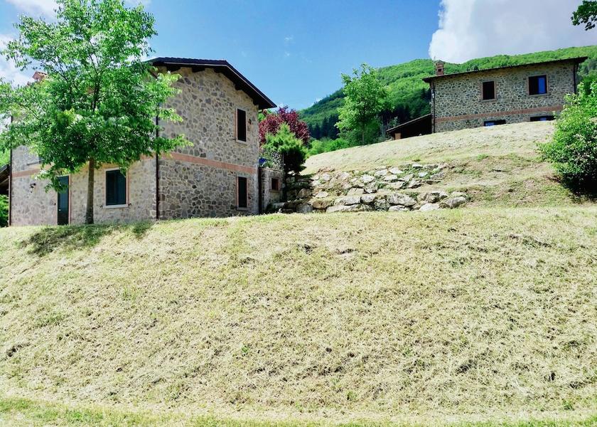 Tuscany Camporgiano Exterior Detail