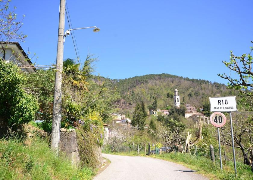 Liguria Sesta Godano Exterior Detail