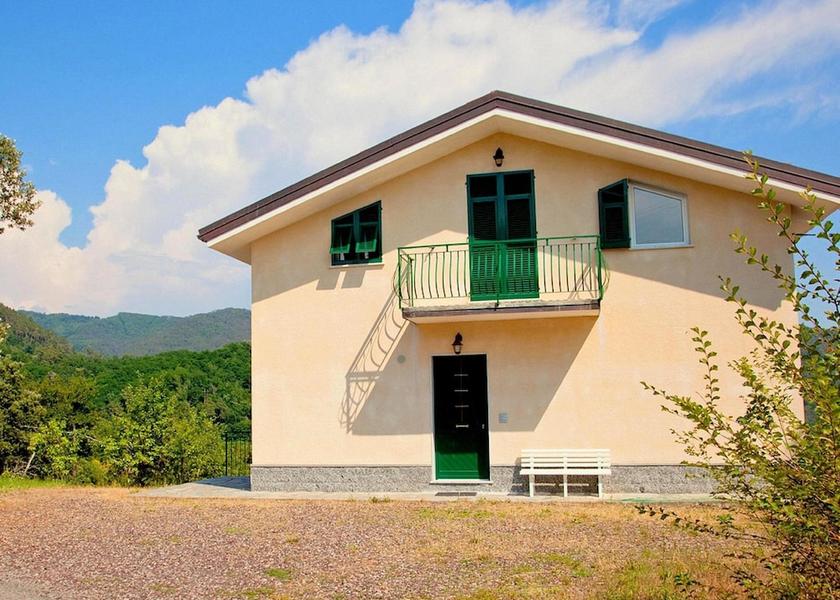 Liguria Sesta Godano Exterior Detail