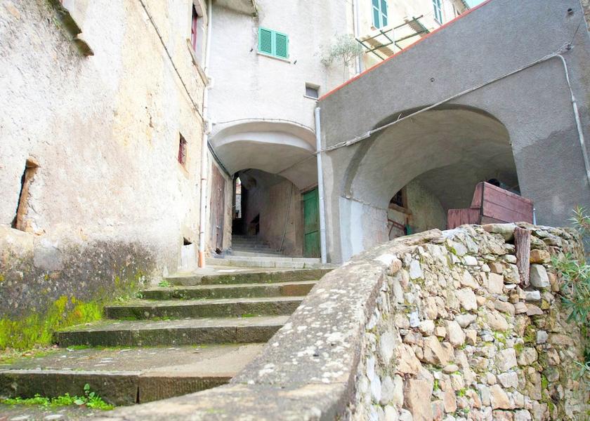 Liguria Sesta Godano Exterior Detail