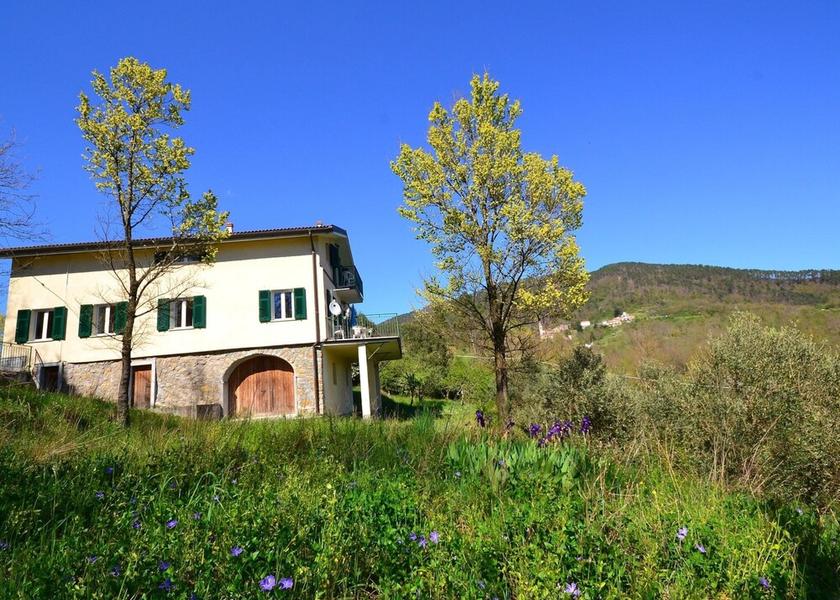 Liguria Sesta Godano Exterior Detail