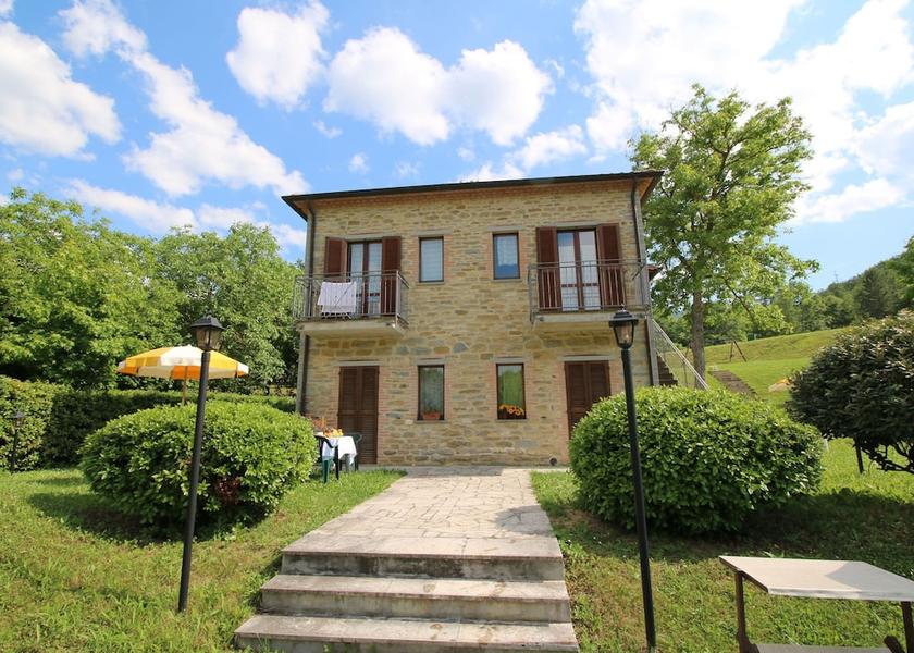 Marche Apecchio Exterior Detail