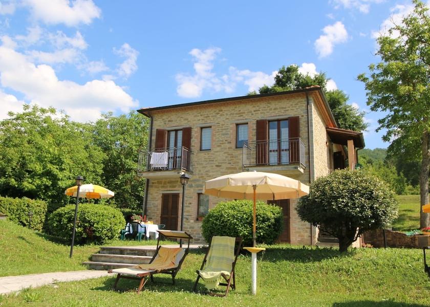 Marche Apecchio Exterior Detail