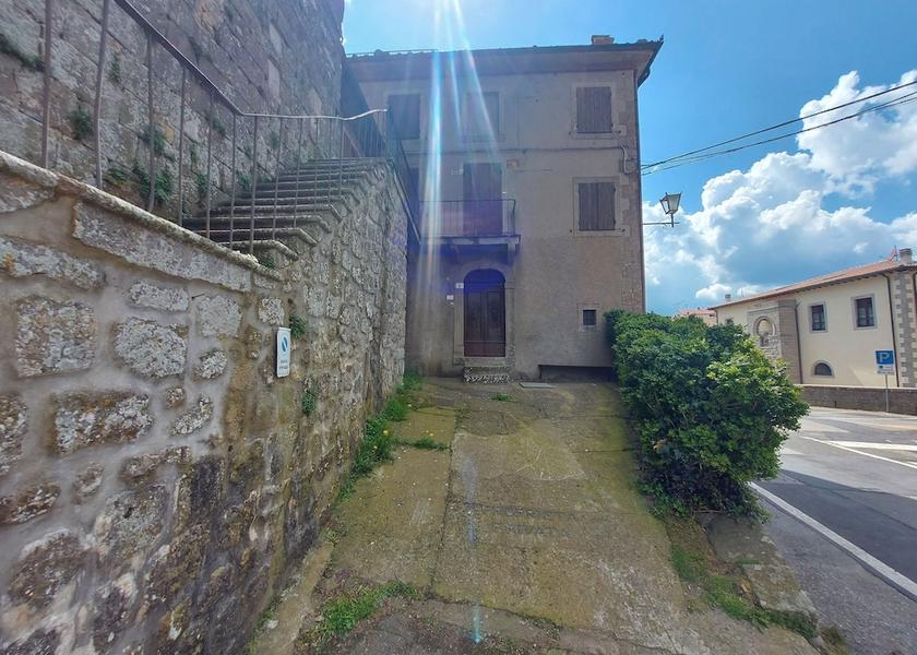 Tuscany Santa Fiora Exterior Detail