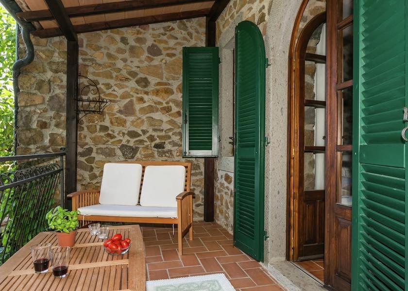 Tuscany Santa Fiora Exterior Detail