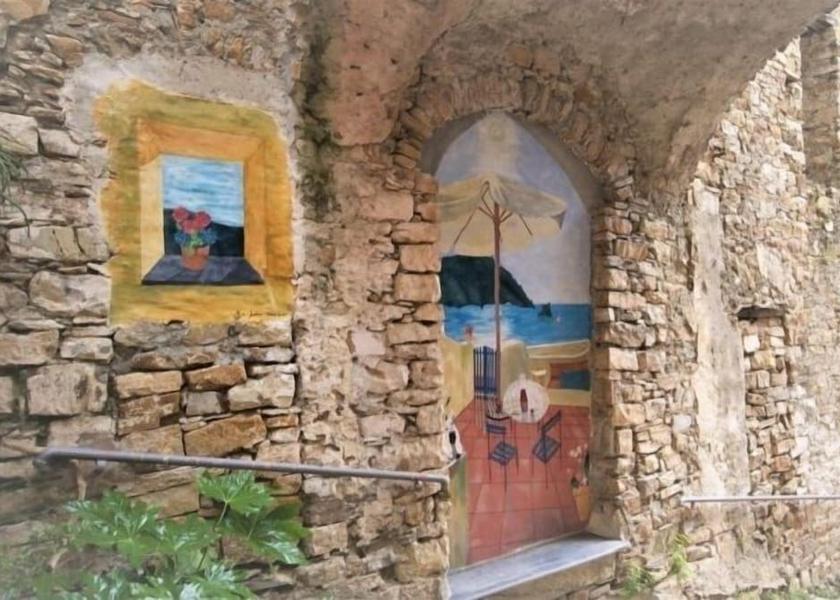 Liguria Costarainera Exterior Detail