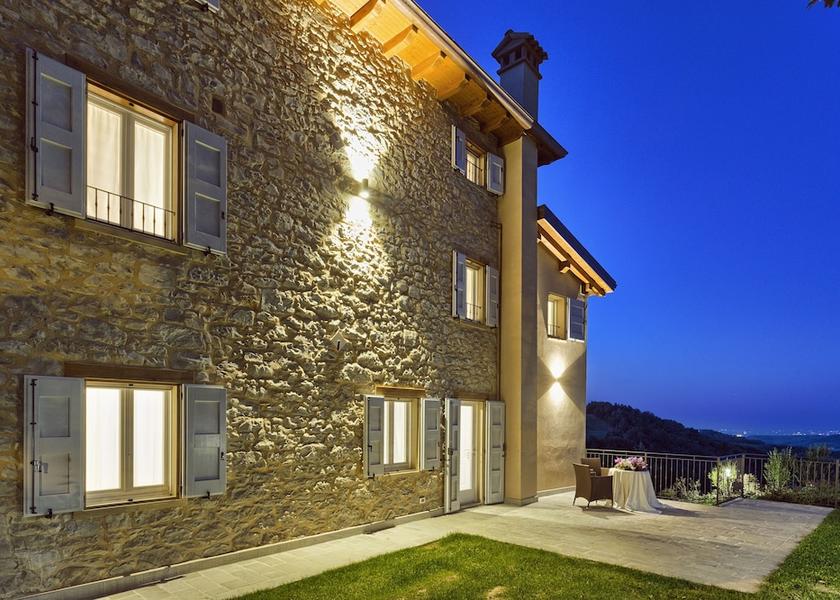 Emilia-Romagna Zocca Exterior Detail