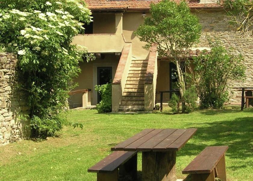 Tuscany San Godenzo Exterior Detail