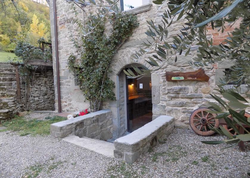 Tuscany San Godenzo Exterior Detail