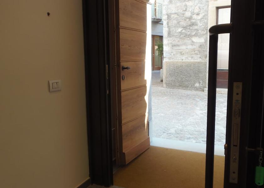 Lombardy Dongo Exterior Detail