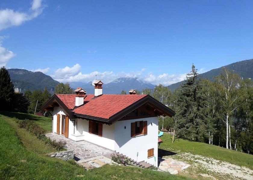 Veneto Fonzaso Exterior Detail