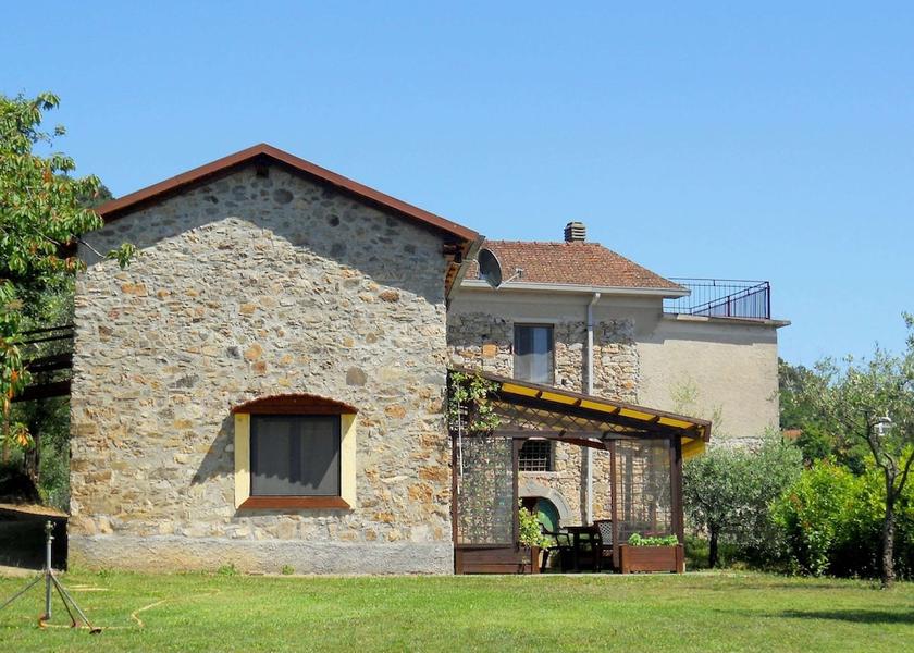 Liguria Bolano Exterior Detail