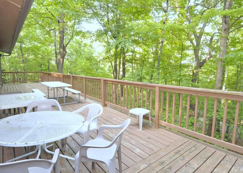West Virginia Berkeley Springs Outdoor Dining
