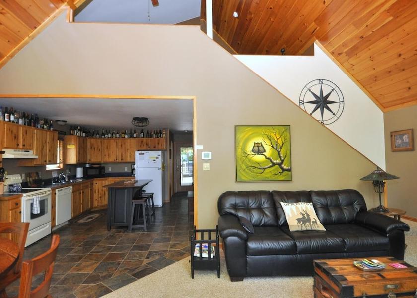 West Virginia Berkeley Springs Living Area