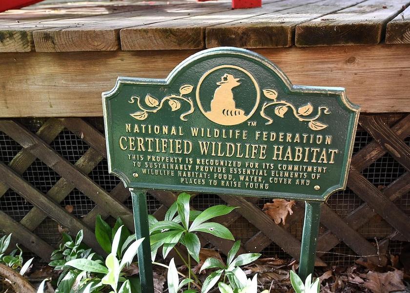 West Virginia Berkeley Springs Exterior Detail