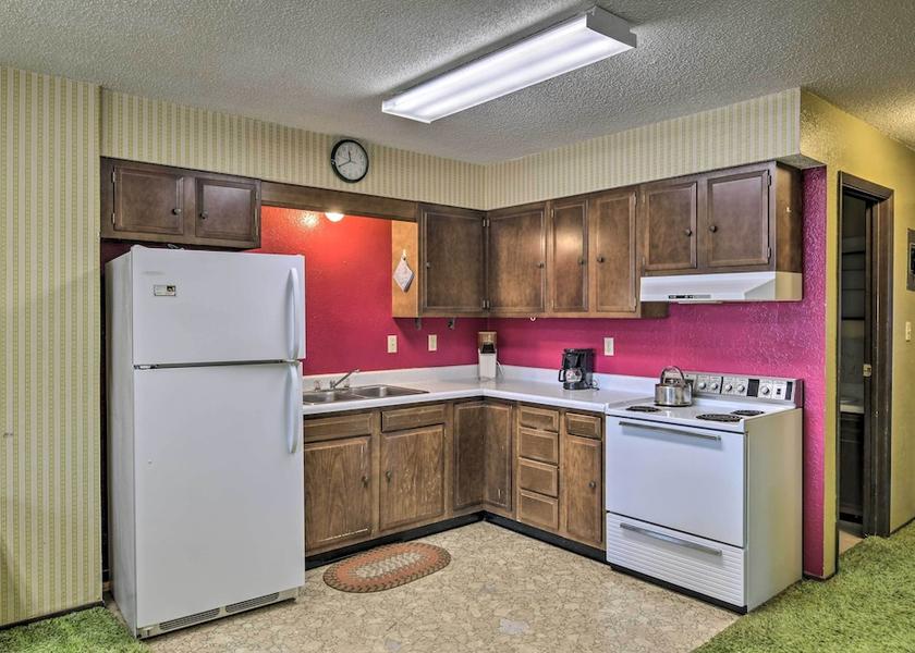 New York Long Lake Interior Entrance