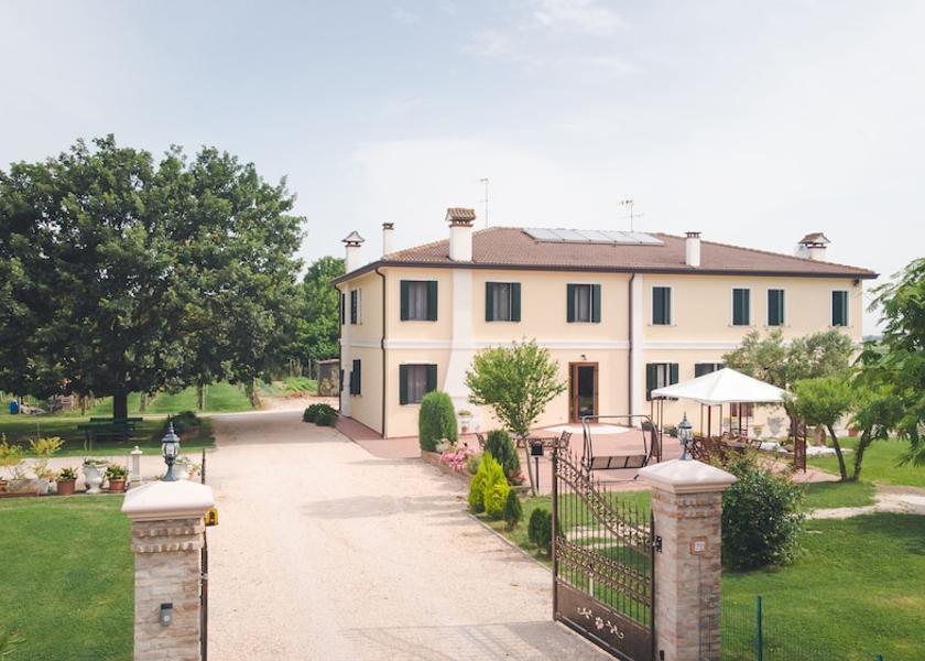 Veneto Adria Entrance