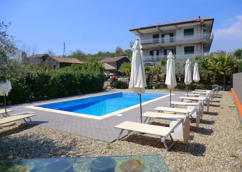 Sicily Santa Venerina Exterior Detail