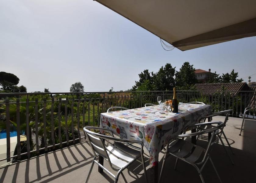 Sicily Santa Venerina Balcony