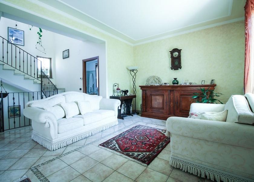 Sicily Santa Venerina Interior Entrance