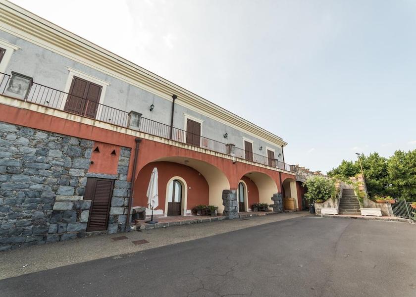 Sicily Santa Venerina Exterior Detail