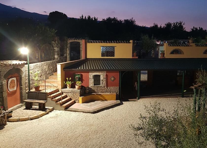 Sicily Santa Venerina Exterior Detail