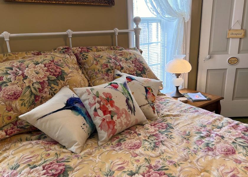 Kentucky Smiths Grove Room